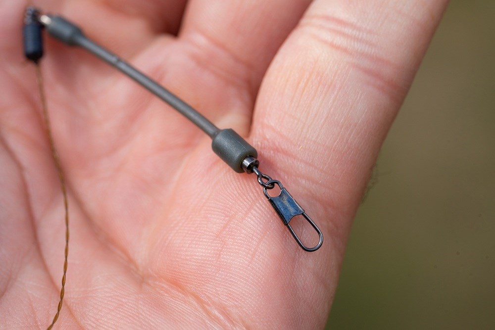 Preston Innovations Závěska Feeder Links Stiff 2 ks (12)